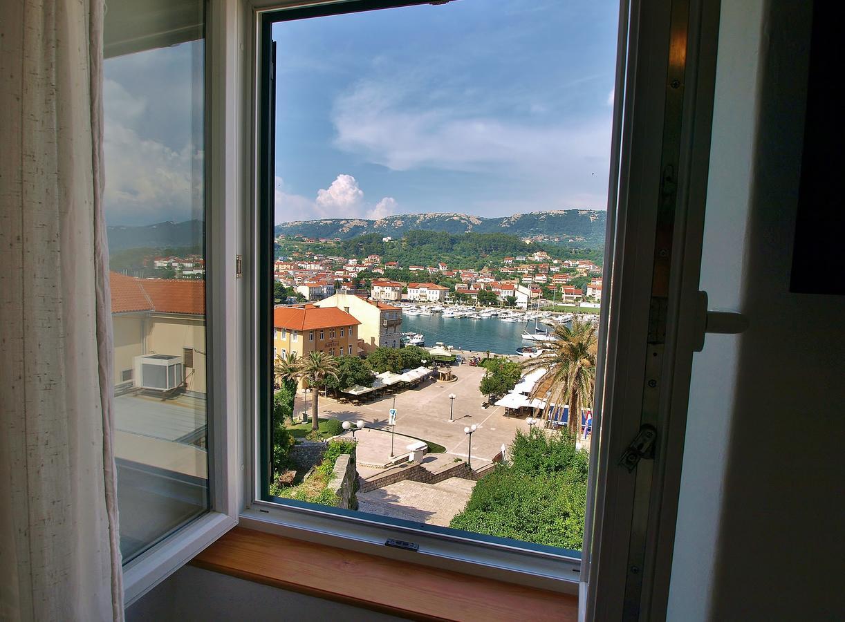 Rooms And Studio Old Town ราบ ภายนอก รูปภาพ